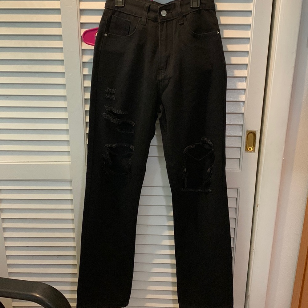 cute black ripped jeans